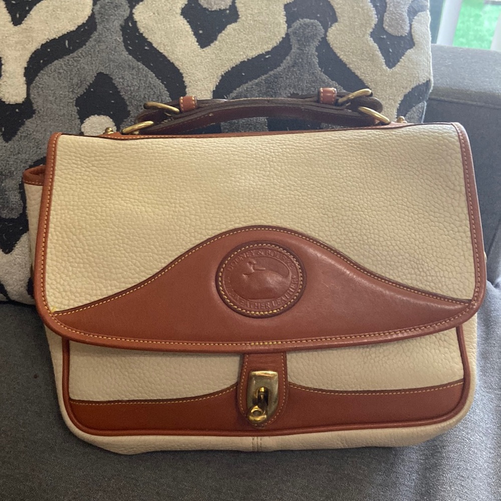 Vintage Dooney & Bourke leather bag